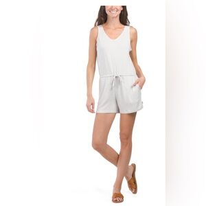 Brand New With Tags Eddie Bauer Chalk White Lifestyle Romper Size Large.
